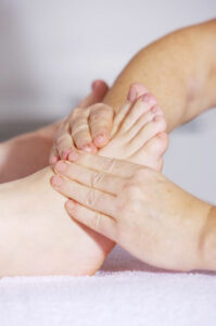 Photo réflexologie plantaire, massage pied